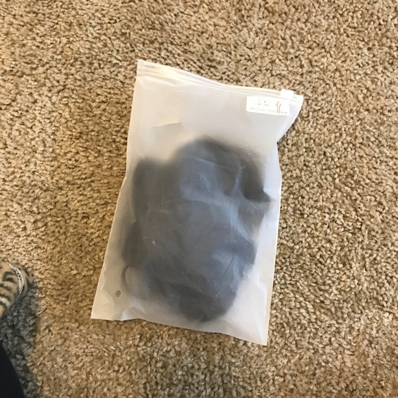 Invisible Line Hair Extensions - Picture 4 of 7